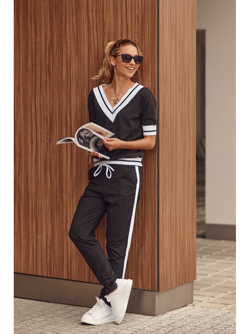 Black women\'s tracksuit with short sleeves FK540 - Online store - Boutique